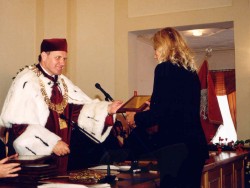 Twórca i rektor WSHE w latach 1996 2002